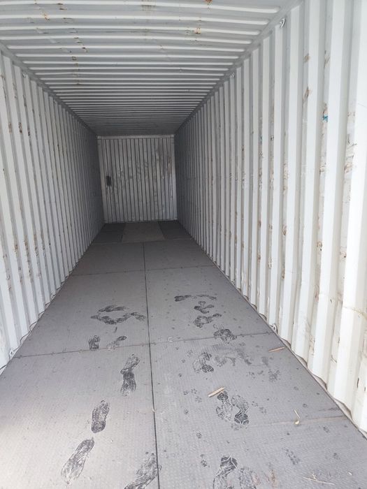 Контейнера 550 $