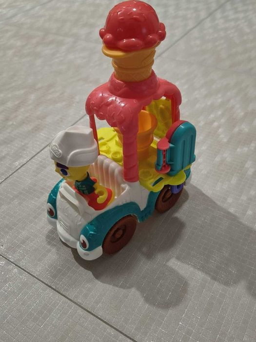 Play-Doh 4 комплекта + 24 чашки с пластилин