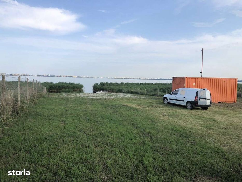 Teren malul lacului Siutghol Ovidiu