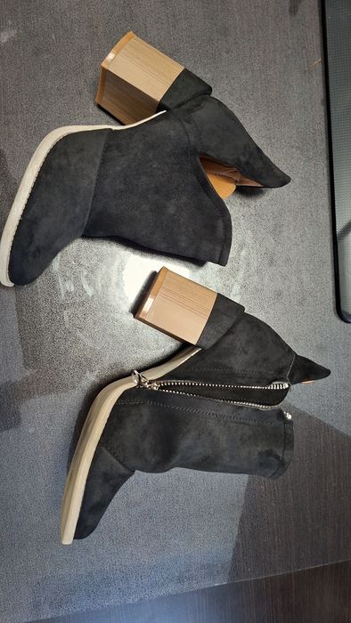 Pantofi eleganti