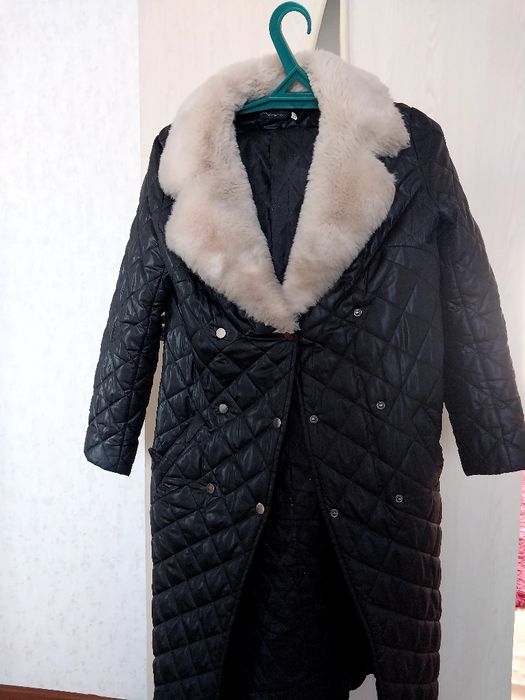 Продам весеннюю куртку