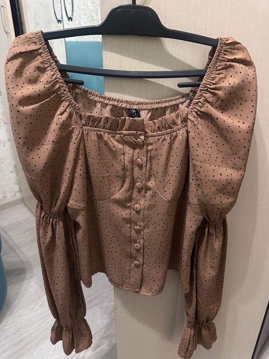 Одежда, платья, футболки