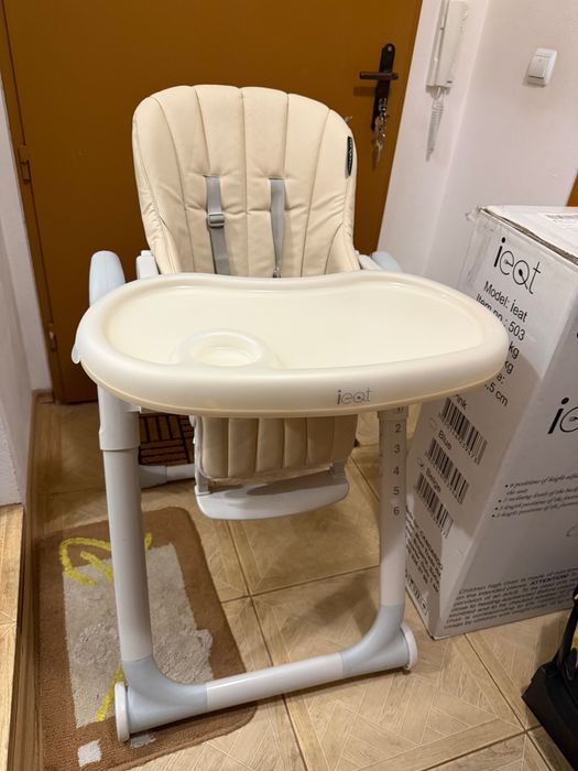 Столче за хранене iEat Cangaroo