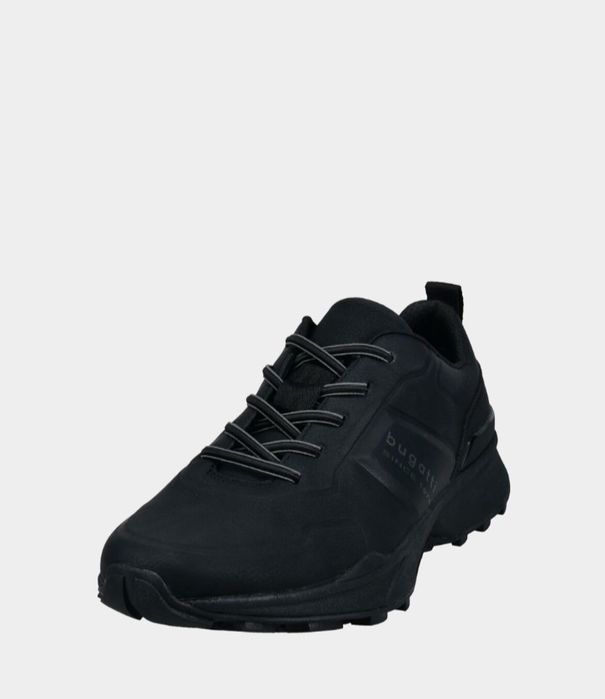 Продам новые кроссовки оригинал Bugatti 44 размер