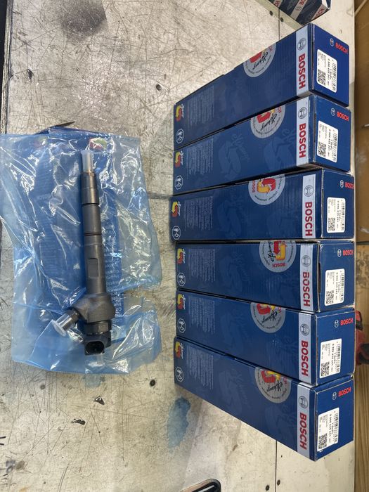 Injectoare Bosch Vw/Audi/Skoda/Seat 1.6 tdi 0986435241