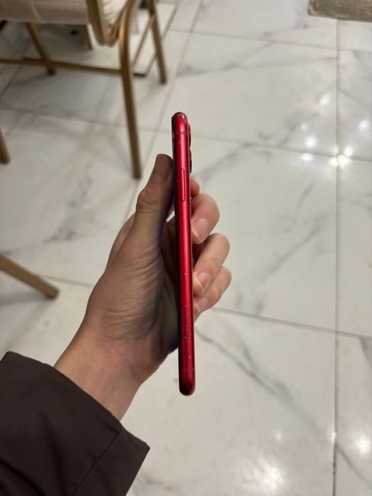 iPhone 11 RED цвет