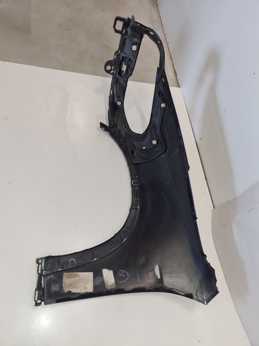 Aripa dreapta fata BMW X5 E70 Facelift  / an -2011-2013 / cod-7222976