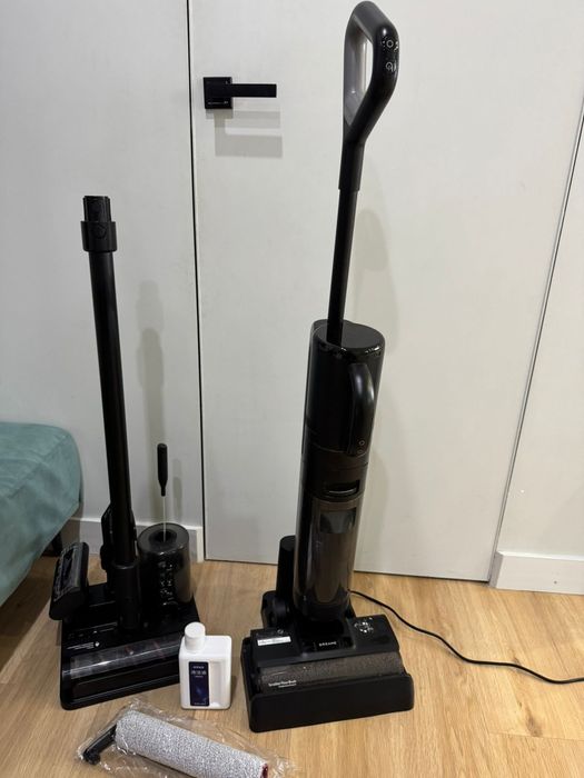 Срочно! Продам пылесос! Вертикальный.