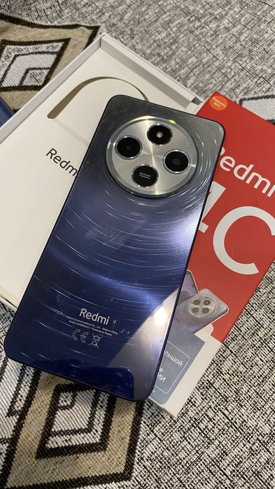 Продам телефон  почти новый