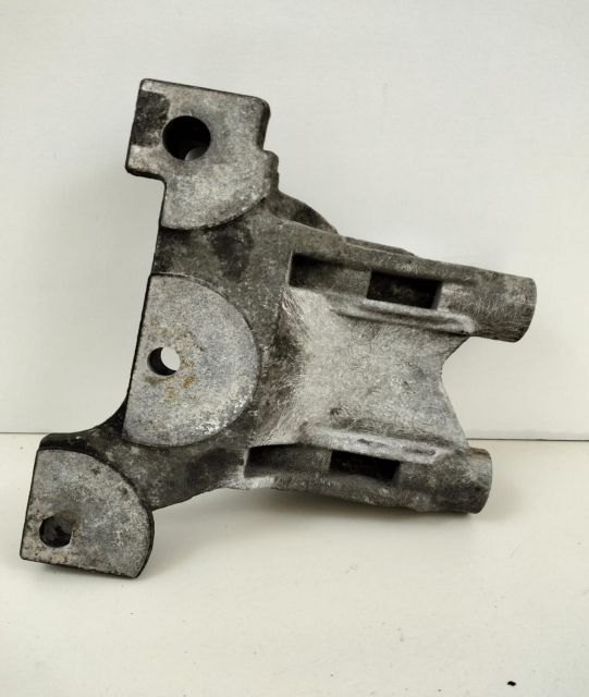 Suport motor 2.5 070199343a Volkswagen VW Transporter T5