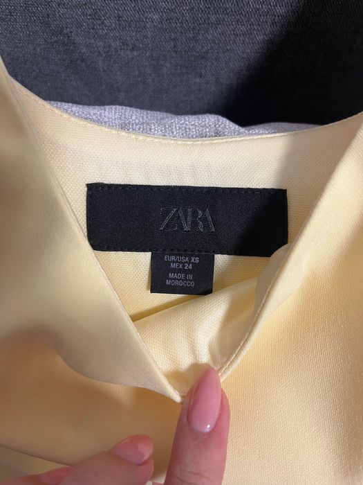 Топ Zara XS с панделки в жълто