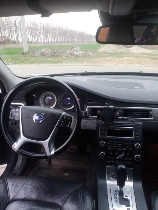 Volvo V70  03.2010  205CP  D5 Diesel