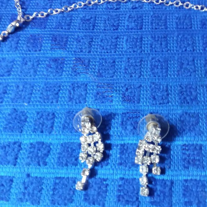 Большой выбор колье