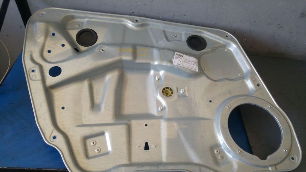 macara usa stanga fata mercedes ml w164 facelift 2011