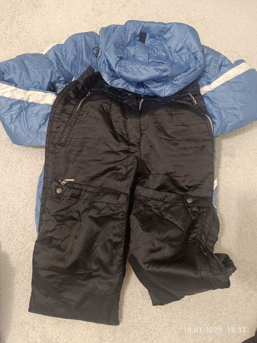 Продам женский  горнолыжный костюм на размер 44-46