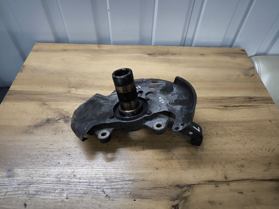 Цапфа на Mitsubishi Montero Sport Challenge в Алматы