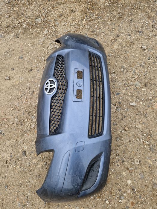 Bara fata Toyota Yaris 2009 facelift