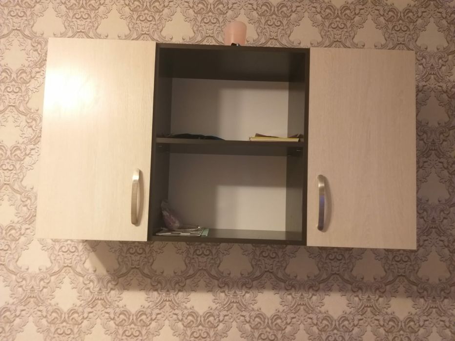 Продам  Компьютерный стол