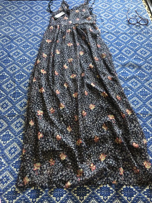 Дамски летни панталони и гащеризони