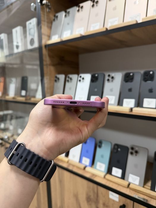 iPhone 16 Plus 128GB