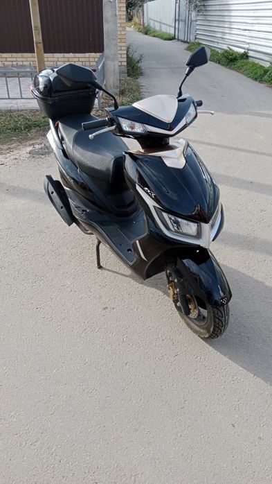 Продам скутер м8