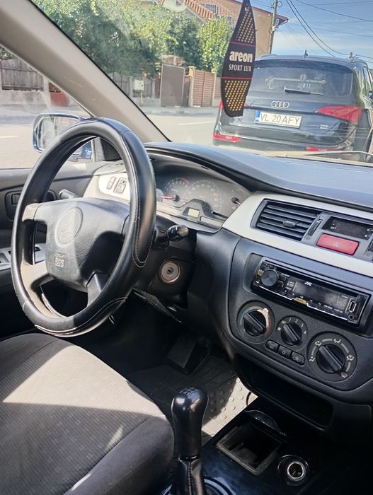 Mitsubishi lancer 1.6 benzina 2005