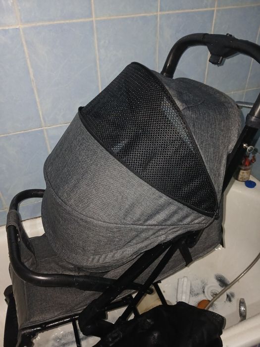Продам детскую коляску