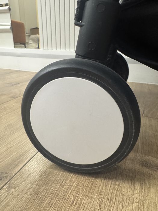 Продам коляску в стиле Yoyo