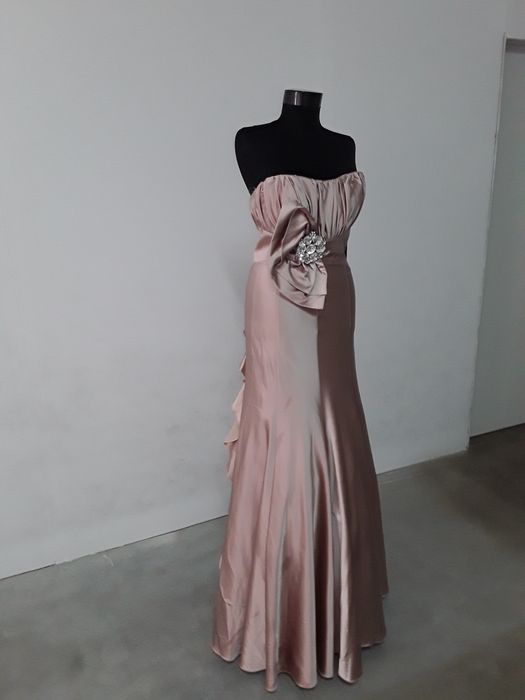 Rochie de seara elegantă