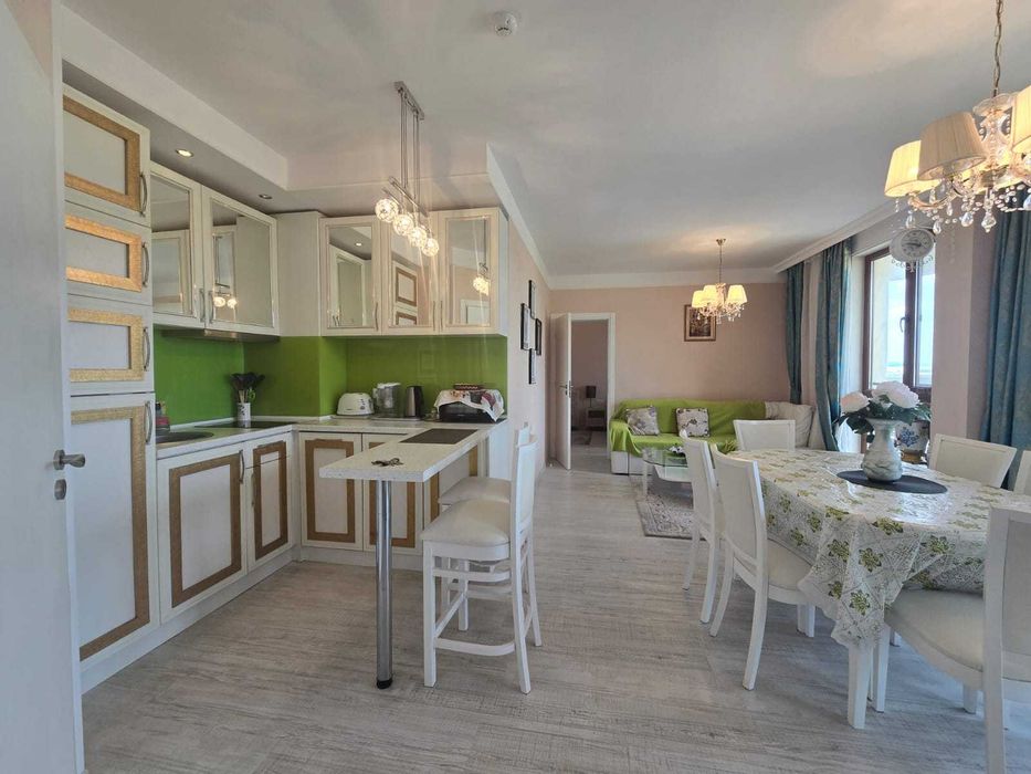Продава се Тристаен апартамент в к.к. Слънчев бряг - 87 кв.м за 1551 €/кв.м - Снимка #1