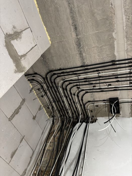 Электрик / Электромонтажник