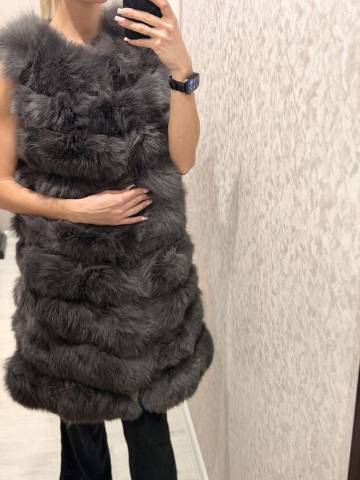 Меховая жилетка из песца