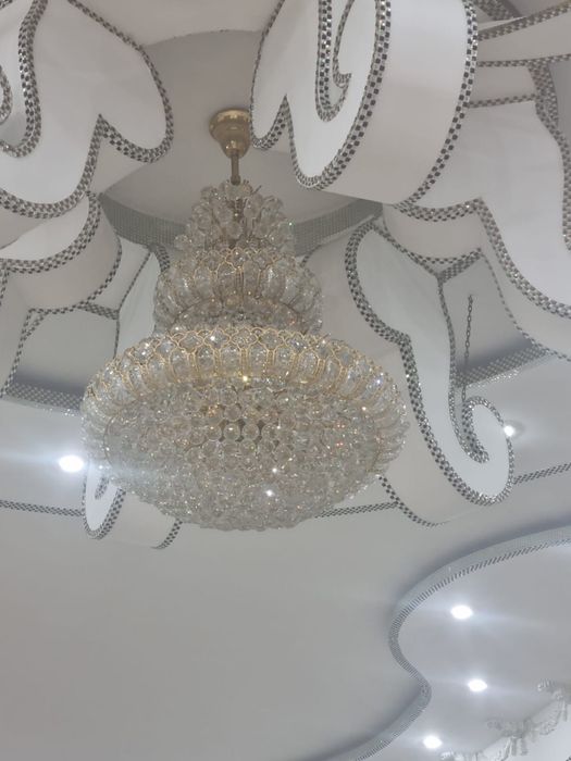 Продам люстры ресторанные 8 шт