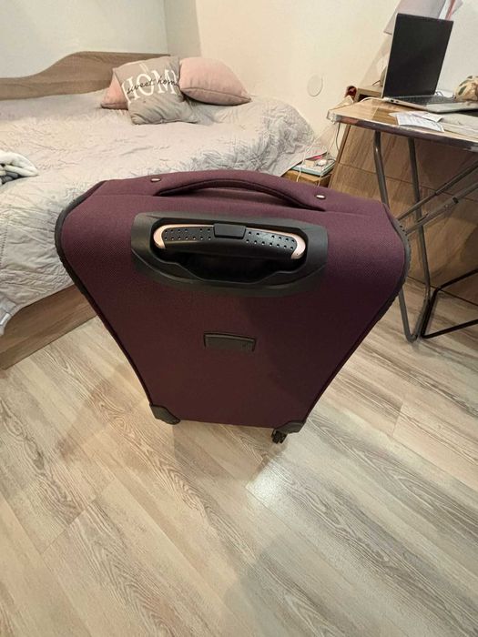 Куфар ( среден размер)