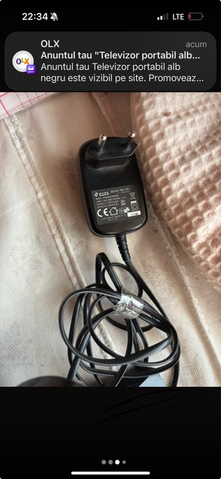 Telefon fix modern cu desing retro