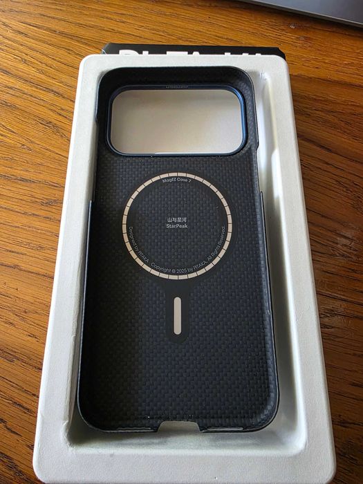 Кейсове Pitaka за iPhone 17 Pro max, 17 pro, 17, Air Чисто нови.