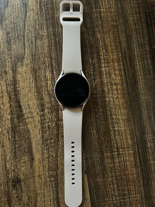 Samsung Galaxy Watch 4 - Pink Gold - 40 mm