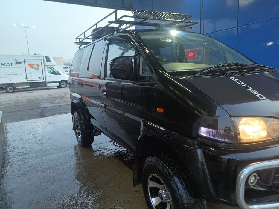 Продам Mitsubishi Delika