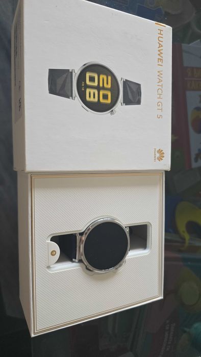 Huawei Watch GT 5 (41mm, Black) – Пълен комплект, с гаранция