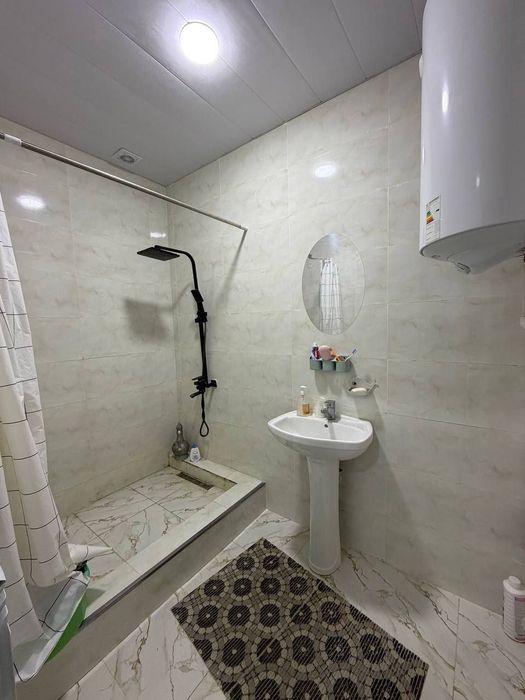 Фарғона шахар Есо сити таёр киридитли 3 хонали уй сотилади