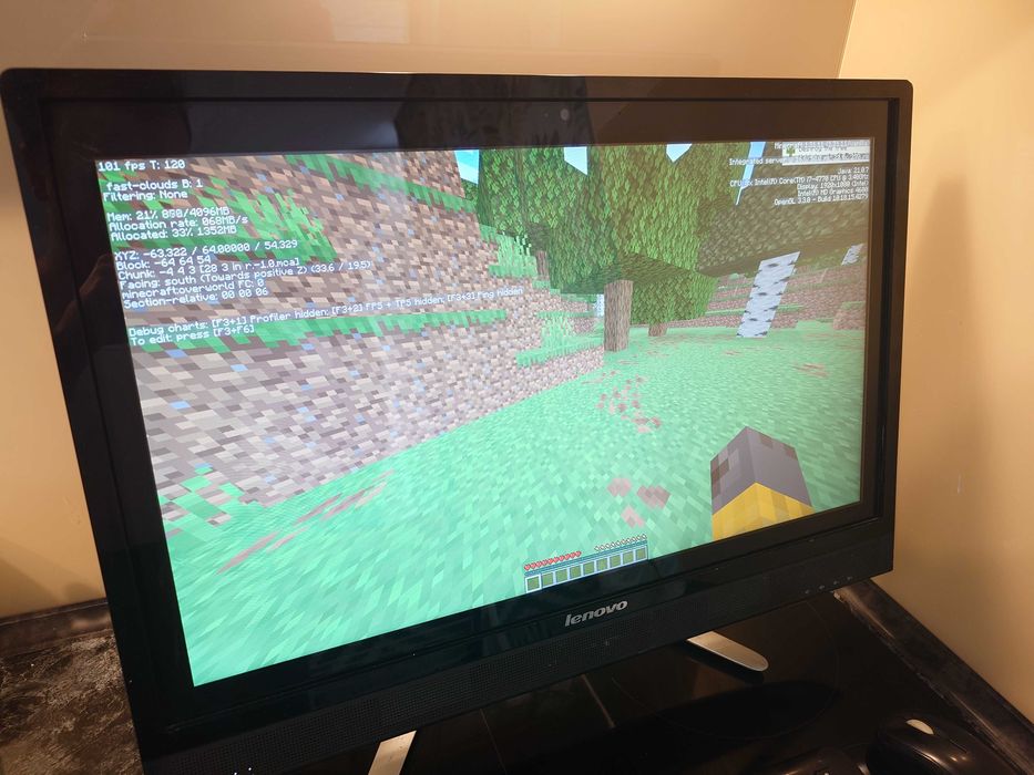 AIO Lenovo C560 - 23 inch, 16 GB RAM, i7 4770, 500 GB, Touchscreen