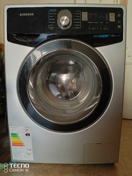 Стиральная машина автомат Samsung.