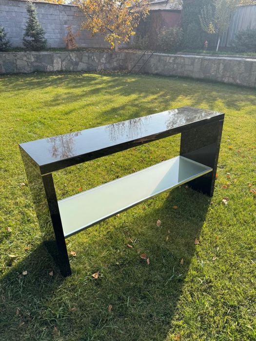 Консоль для прихожей