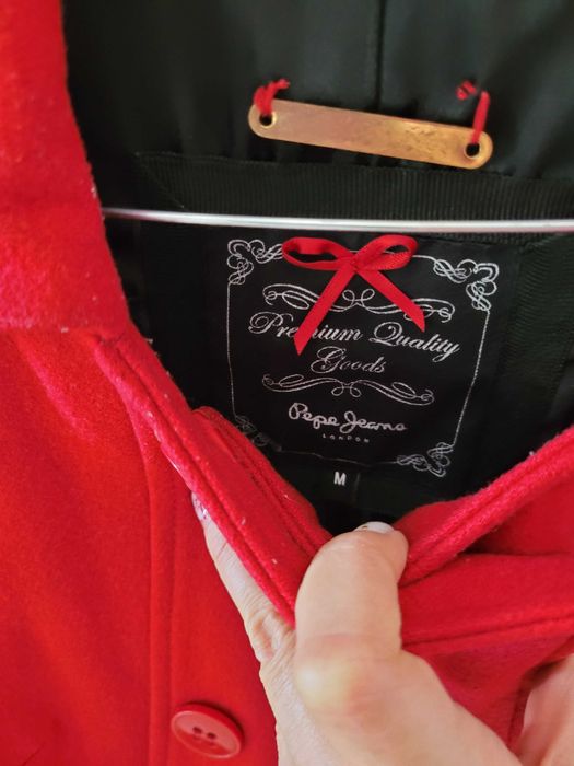 Червено палто Pepe Jeans, размер М