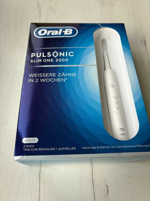 Ел. четка за зъби Oral-B Braun с акум. батерия и станция за зареждане
