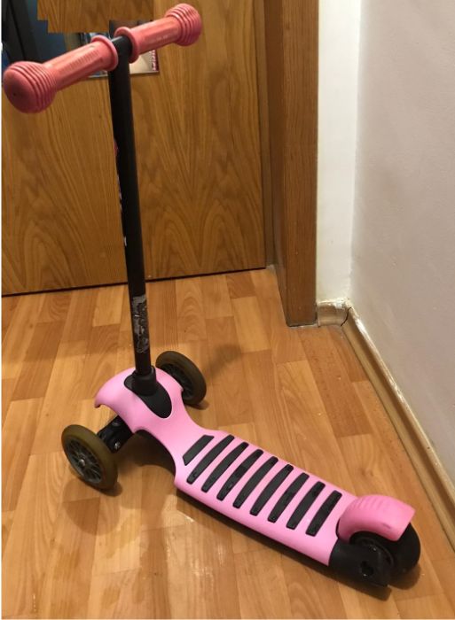 Trotineta SUPER Frumoasa pt o Printesa!