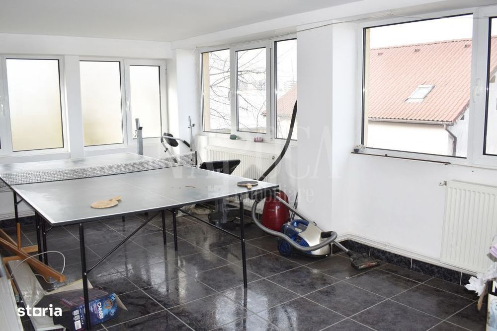 Casa 7 camere de vanzare in Nufarul Oradea, Oradea