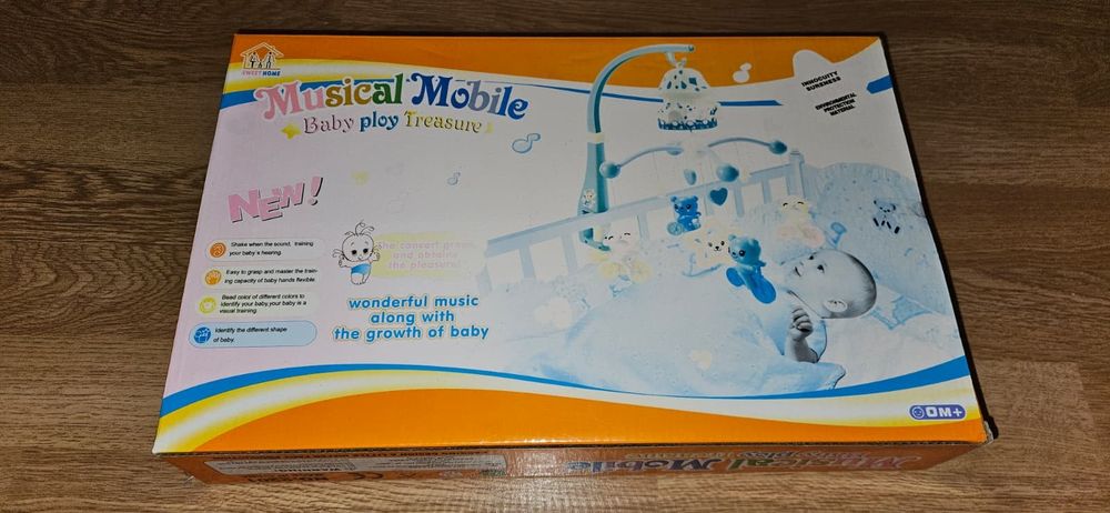 Carusel muzical bebeluși