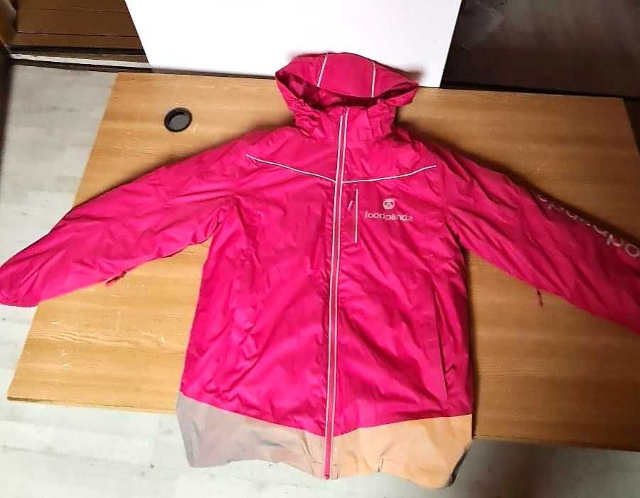 Geaca dubla impermeabila 2in1 - Ideala pentru livrari food