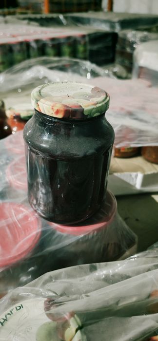 Маринованные помидоры и патисоны